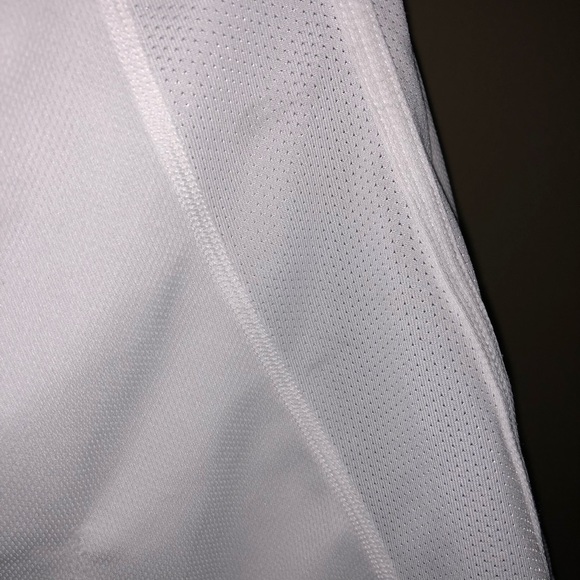 Nike workout top - Picture 3 of 3